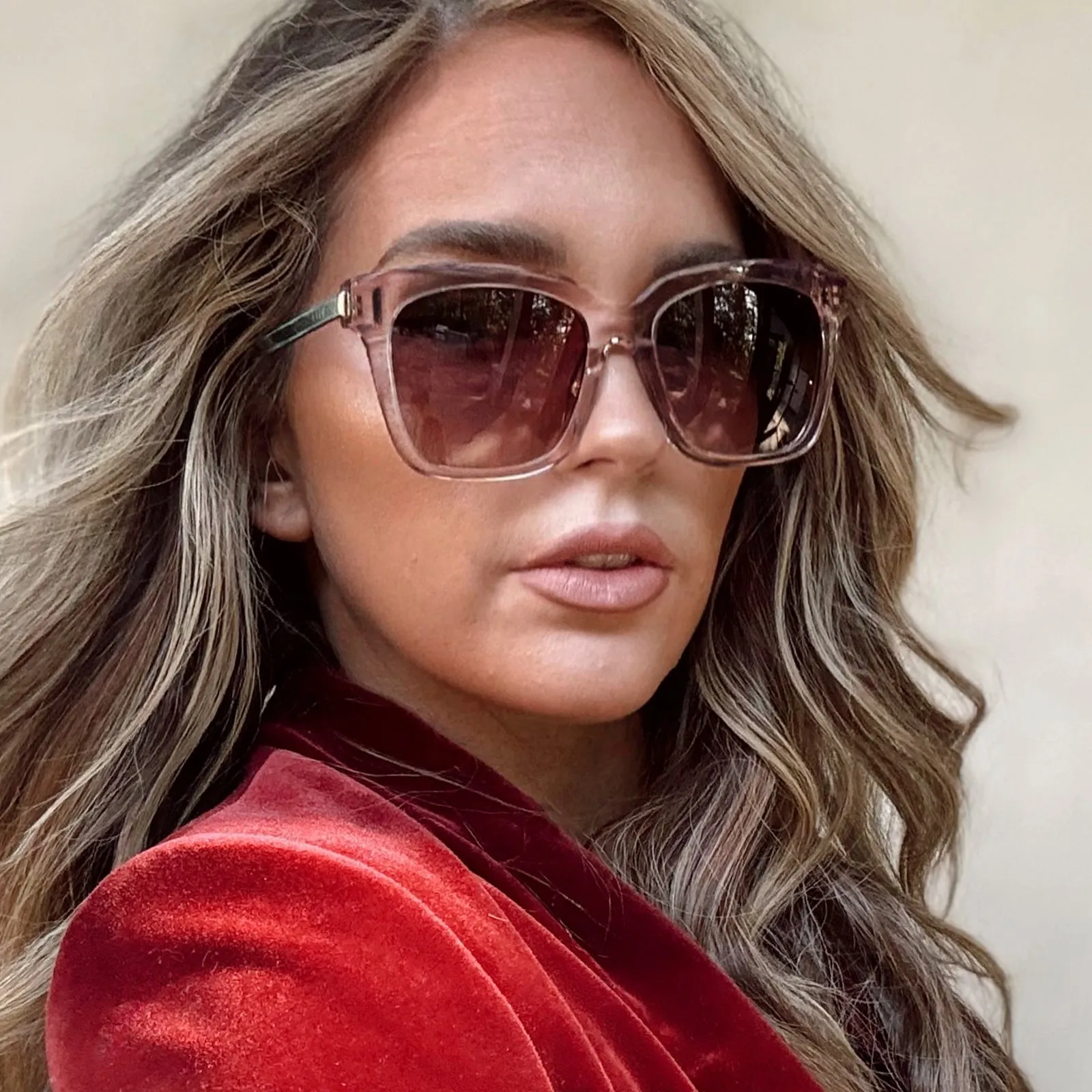BELLA - LIGHT PINK CRYSTAL   WINE GRADIENT SUNGLASSES