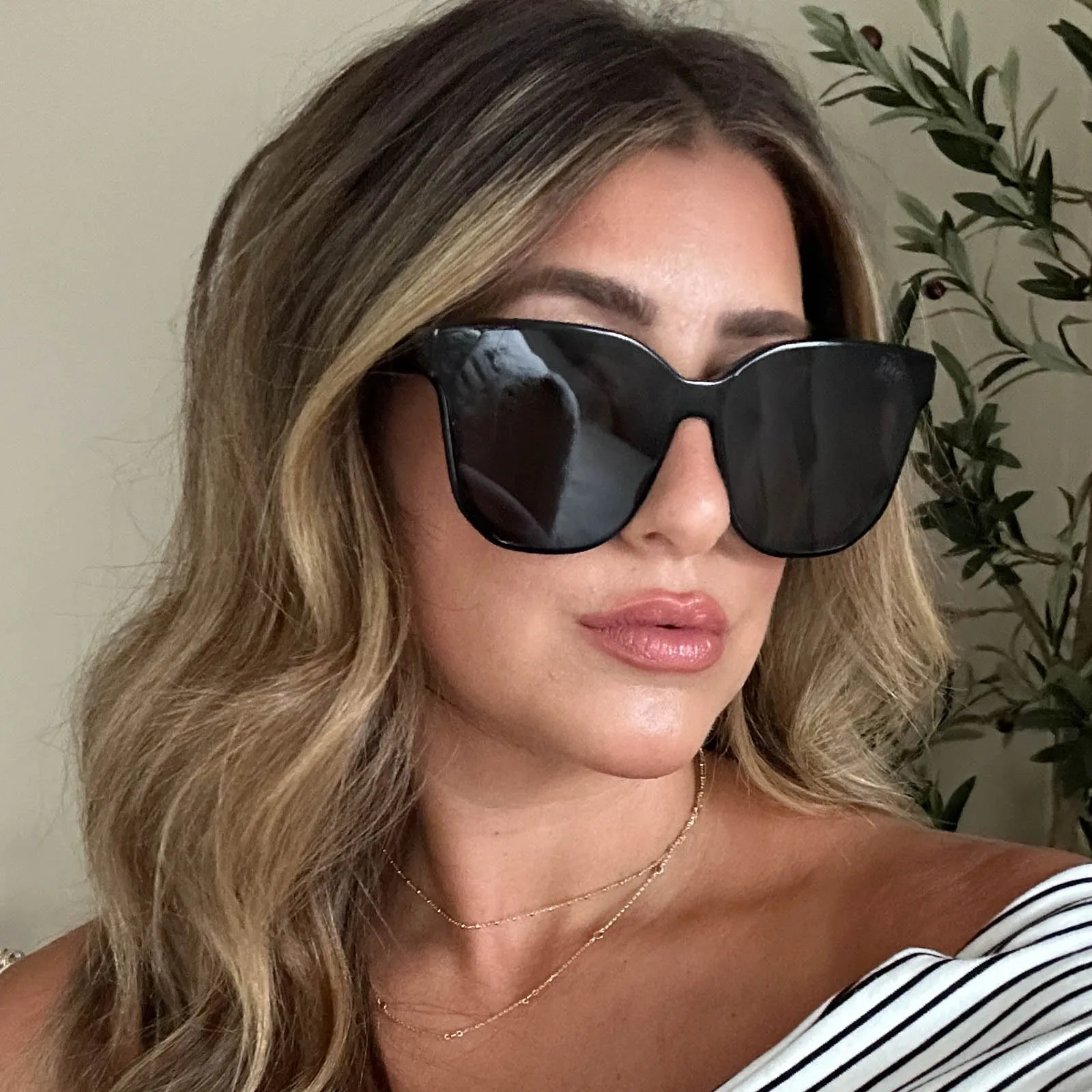GIA - BLACK   GREY SUNGLASSES