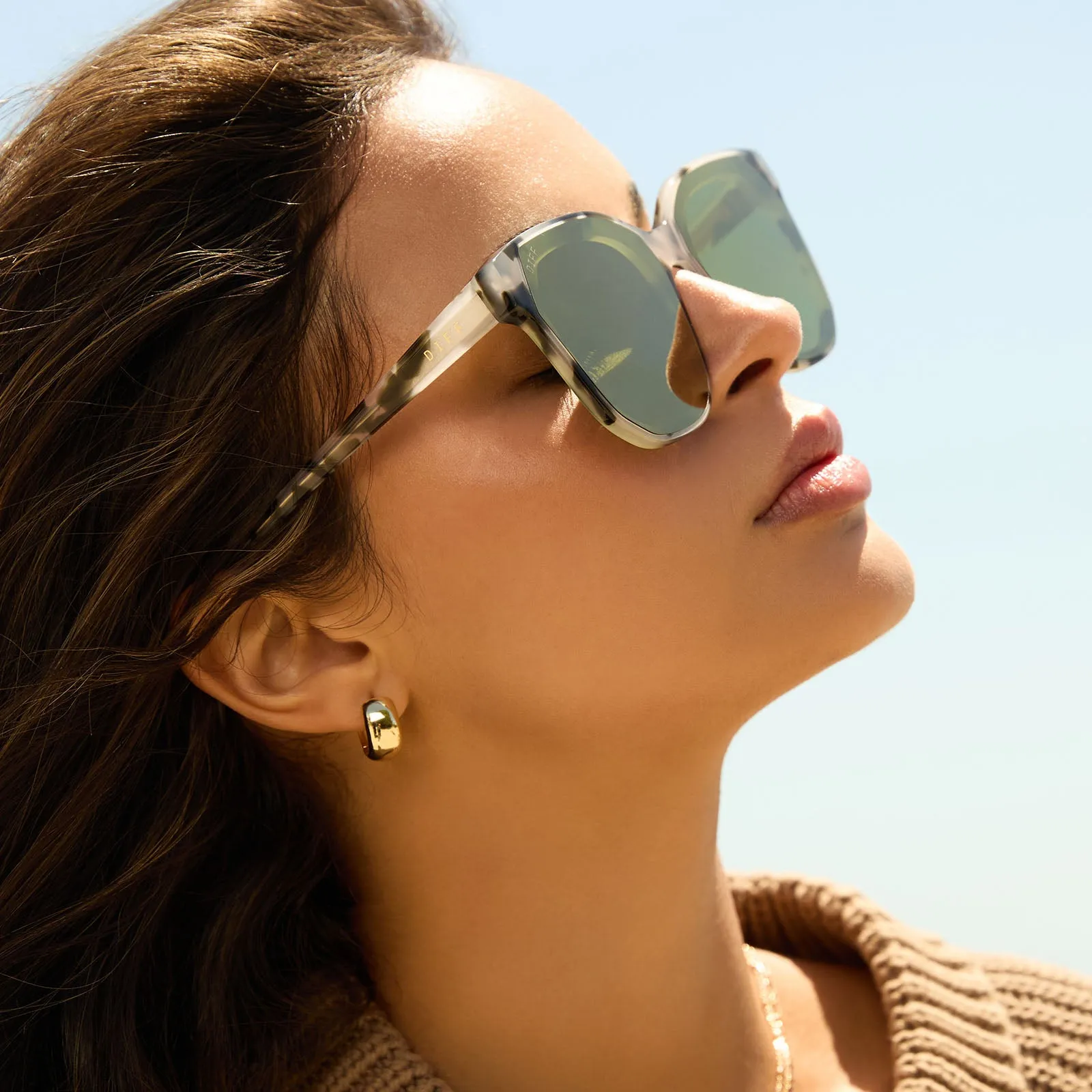 GIA - KOMBU   OLIVE GRADIENT WITH SILVER FLASH SUNGLASSES
