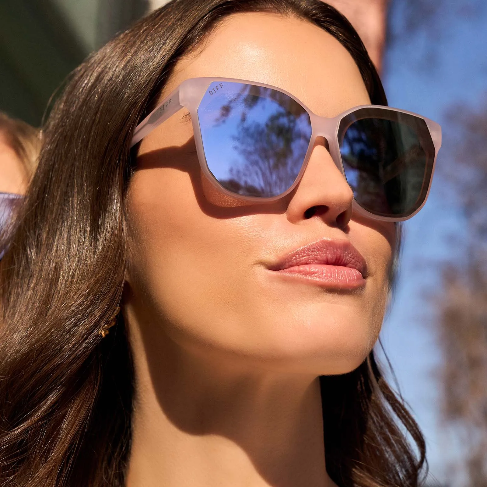 GIA - THISTLE   LAVENDER MIRROR SUNGLASSES