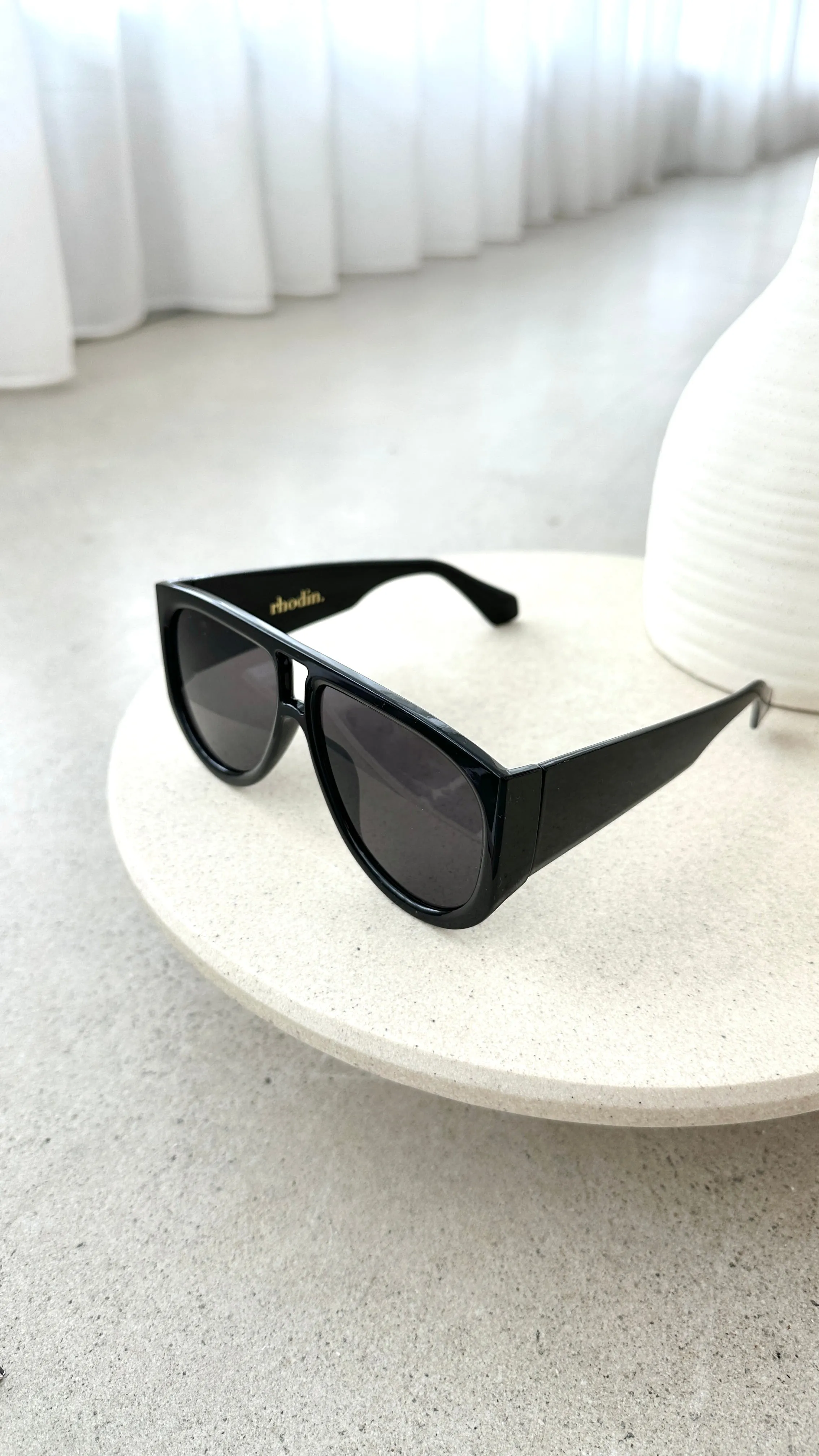 RC Shadow Aviator Sunglasses - Black