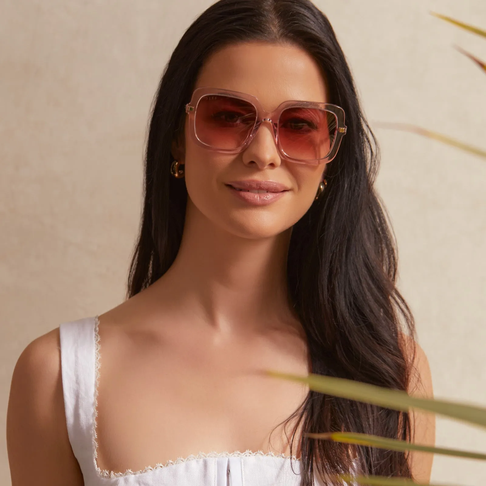 SANDRA - LIGHT PINK CRYSTAL   DUSK GRADIENT SUNGLASSES