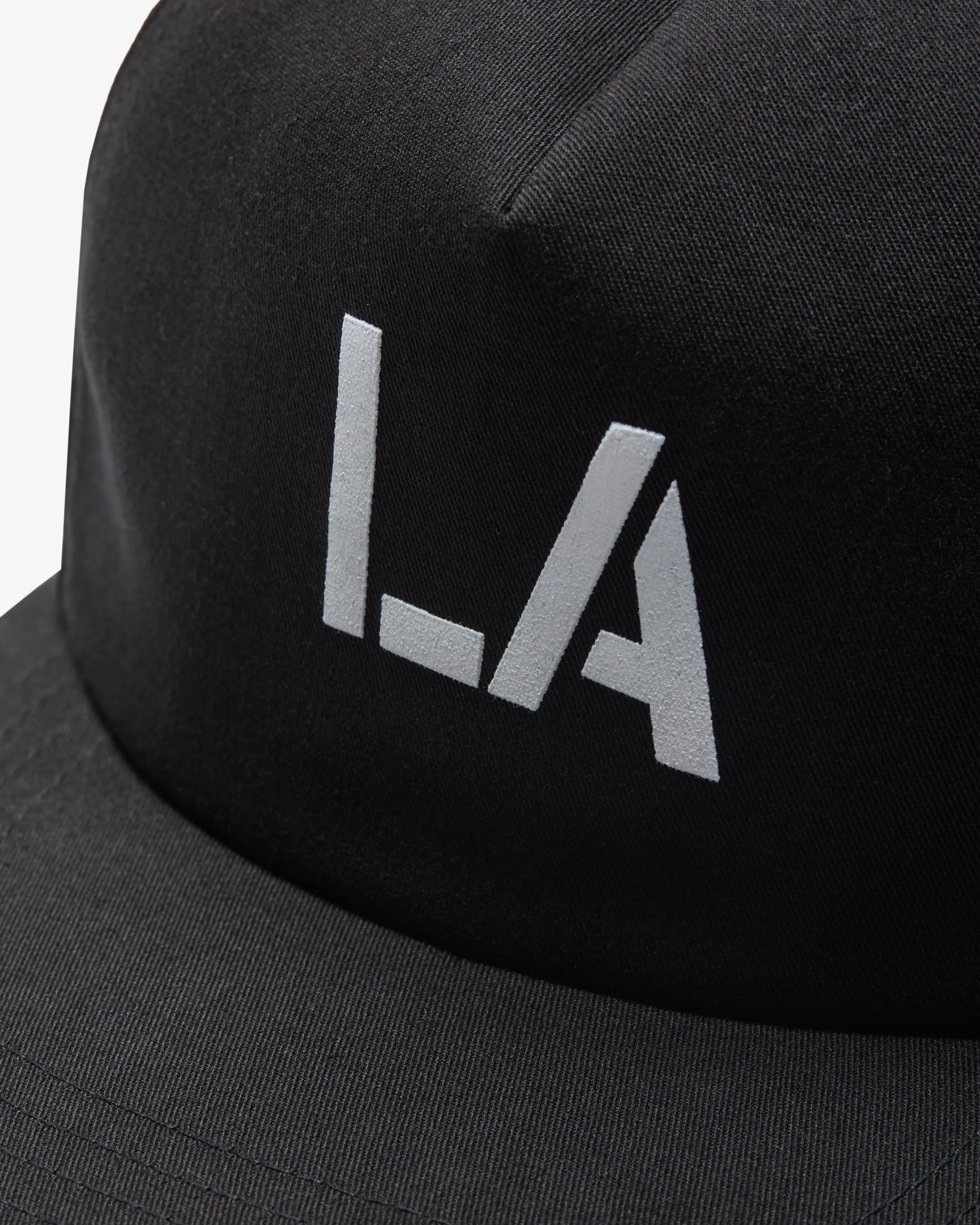 UNDEFEATED REGIONAL STENCIL SNAPBACK - LA - BLACK